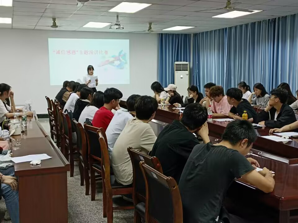 图示, 示意图

中度可信度描述已自动生成:ver1